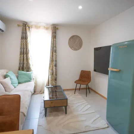 La Bulle D'or T3, Train Station, Parking, Whirlpool And Air Conditioning Apartment *